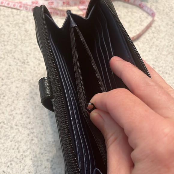 Reaction Kenneth Cole Navy blue wristlet wallet - Picture 6 of 10